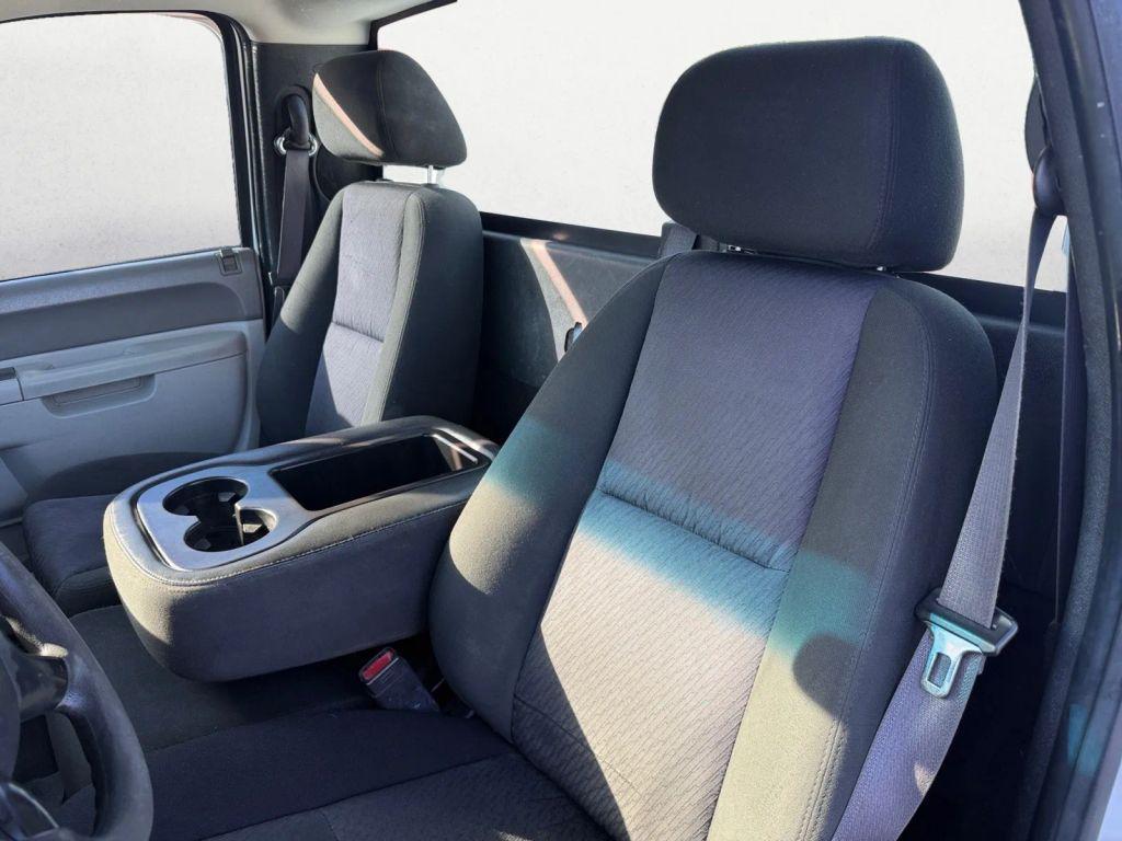 used 2014 GMC Sierra 2500 car, priced at $15,900