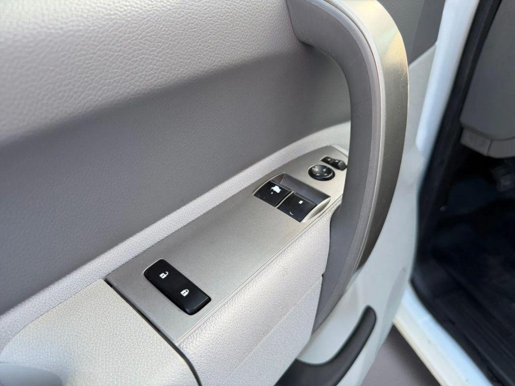 used 2014 GMC Sierra 2500 car, priced at $15,900