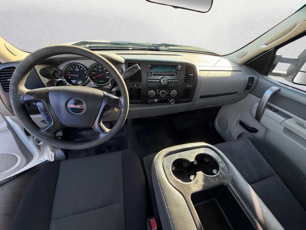 used 2014 GMC Sierra 2500 car, priced at $15,900