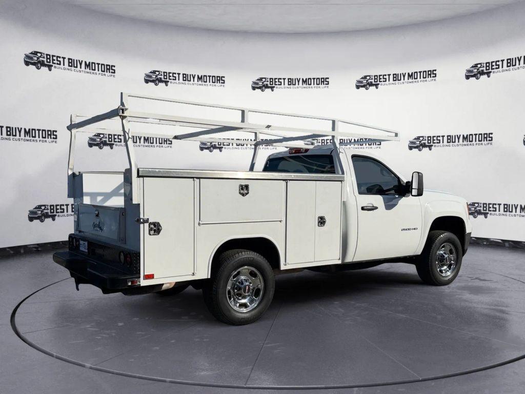 used 2014 GMC Sierra 2500 car, priced at $15,900