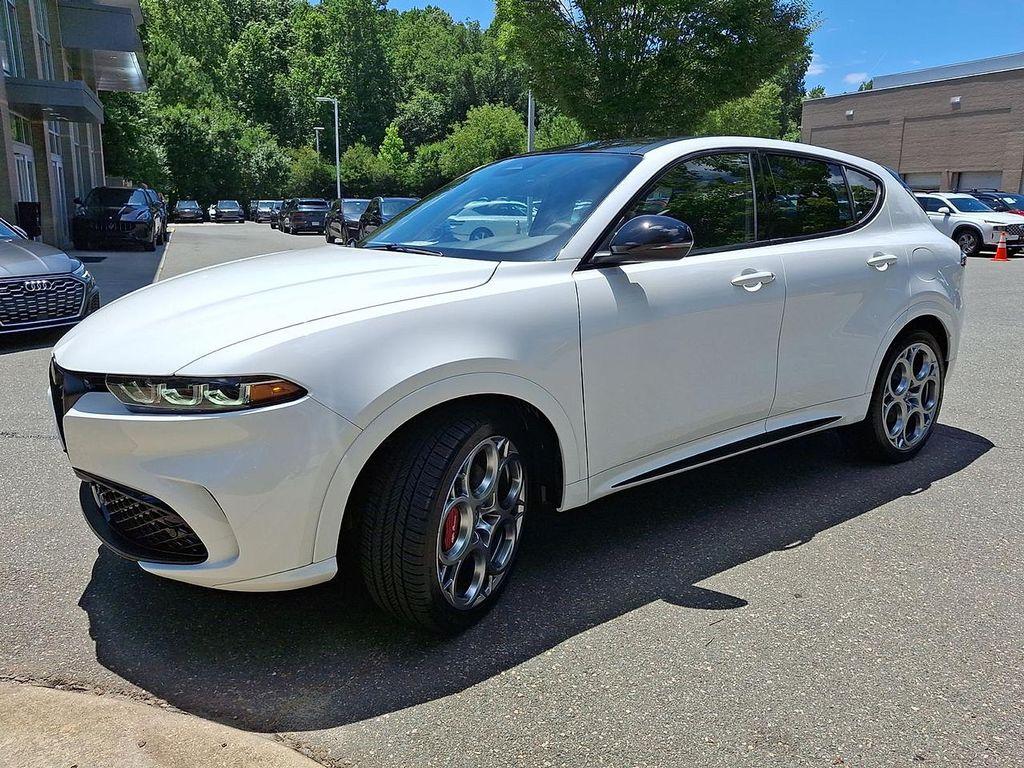new 2025 Alfa Romeo Tonale car, priced at $55,430