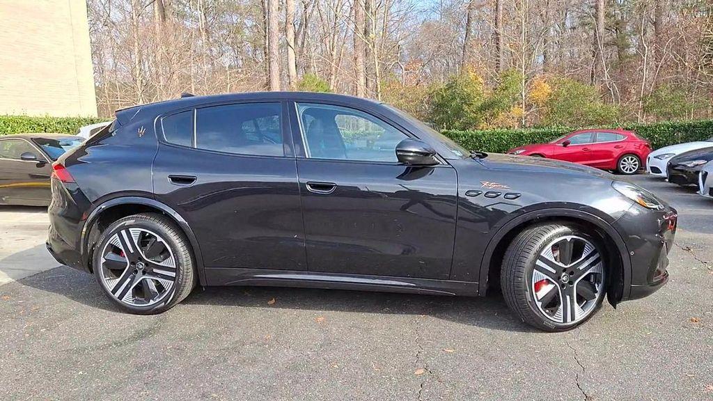 new 2025 Maserati Grecale Folgore car, priced at $89,999