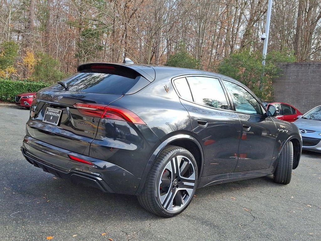 new 2025 Maserati Grecale Folgore car, priced at $89,999