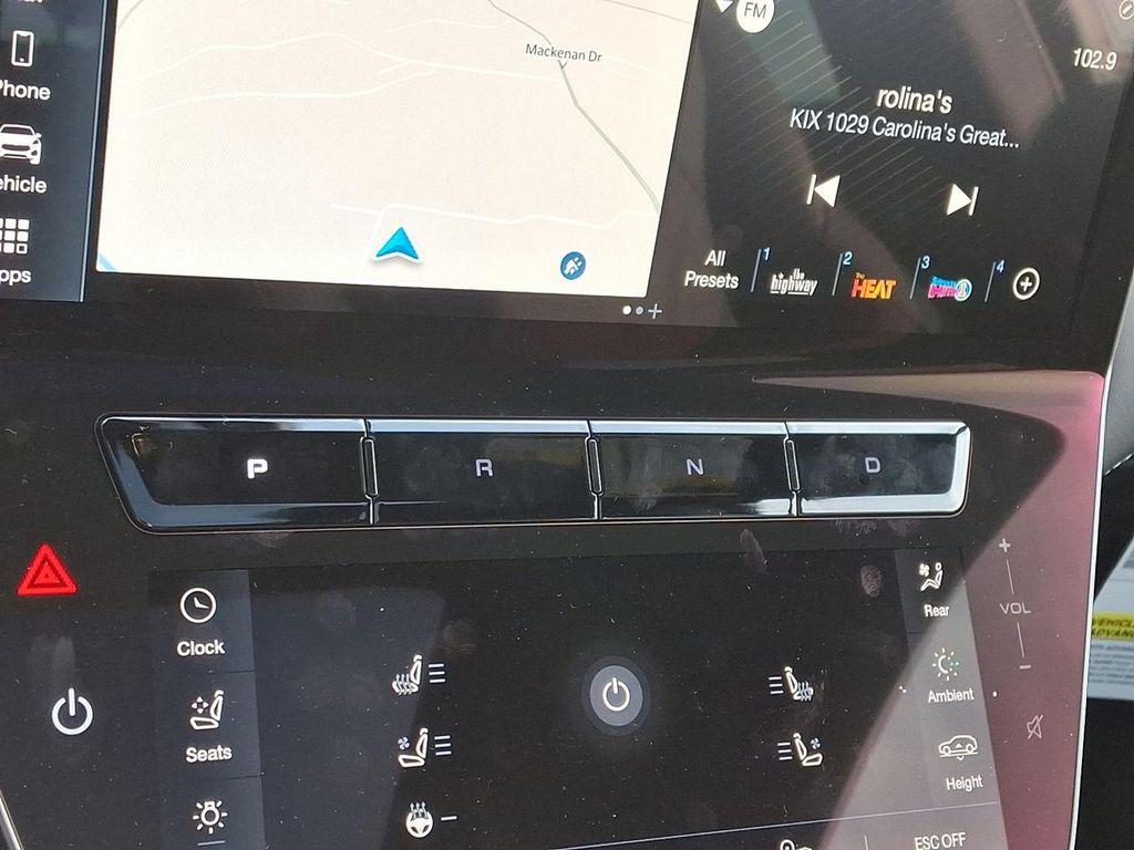 new 2025 Maserati Grecale Folgore car, priced at $89,999