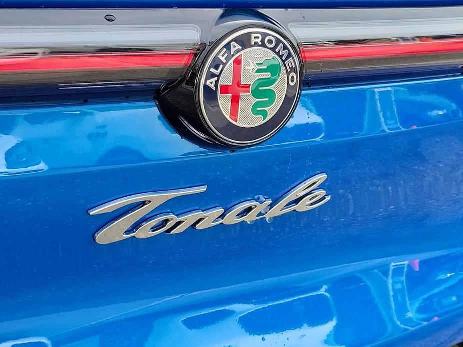new 2024 Alfa Romeo Tonale car, priced at $55,295