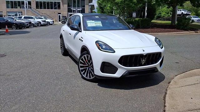 new 2025 Maserati Grecale car, priced at $89,915