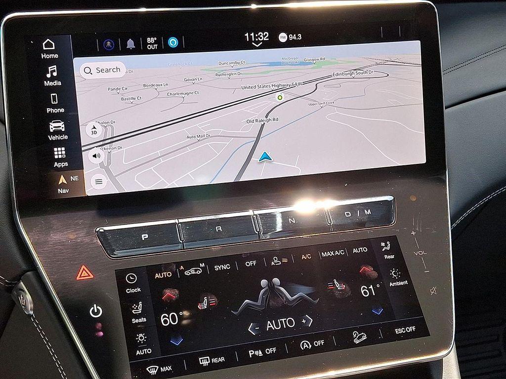 new 2025 Maserati Grecale car, priced at $89,915