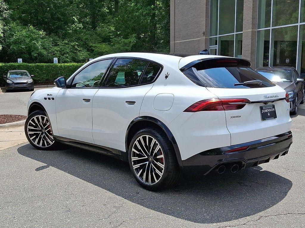 new 2025 Maserati Grecale car, priced at $89,915