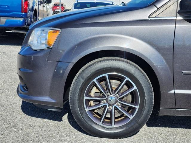 used 2017 Dodge Grand Caravan car, priced at $9,999