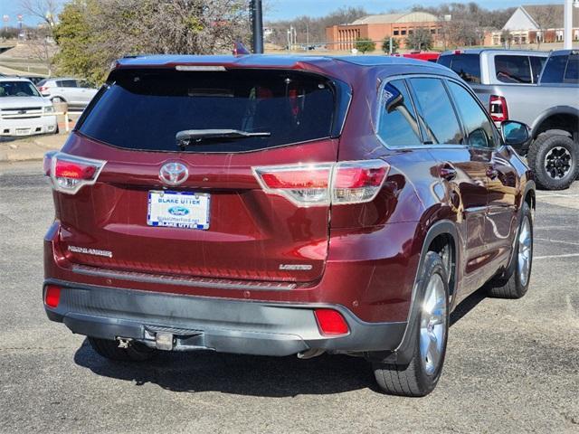 used 2015 Toyota Highlander car, priced at $16,426