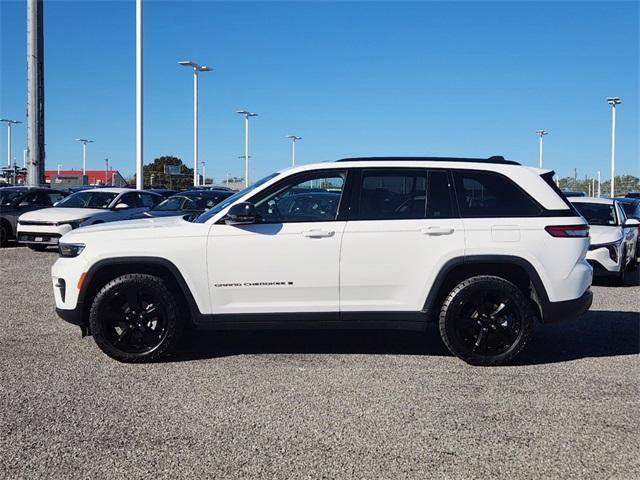 used 2023 Jeep Grand Cherokee car, priced at $33,919