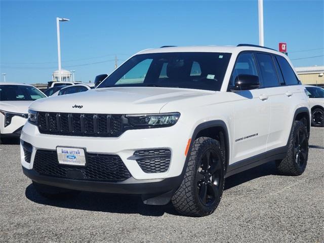 used 2023 Jeep Grand Cherokee car, priced at $33,919