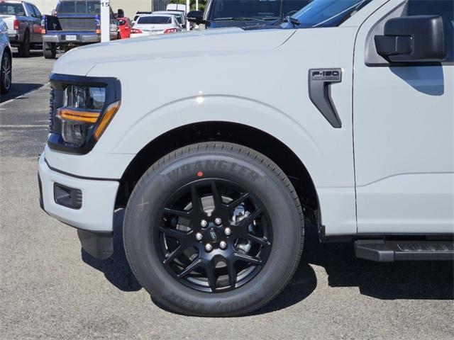 new 2024 Ford F-150 car, priced at $51,195