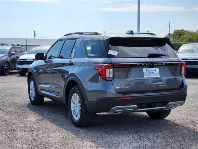 new 2025 Ford Explorer car, priced at $39,370