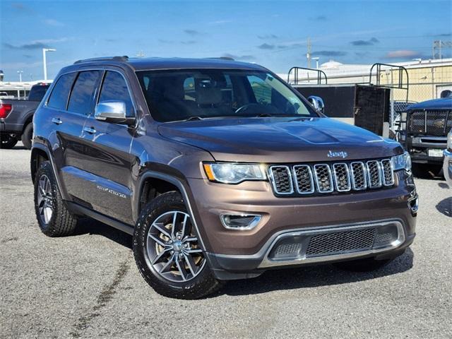 used 2017 Jeep Grand Cherokee car, priced at $17,383