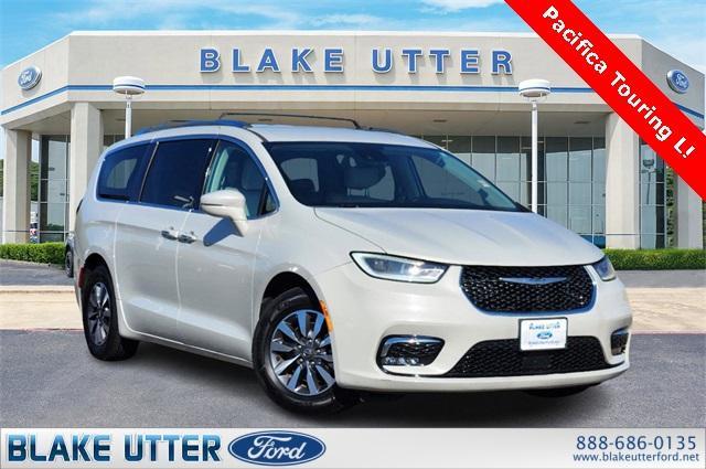 used 2021 Chrysler Pacifica car, priced at $19,426