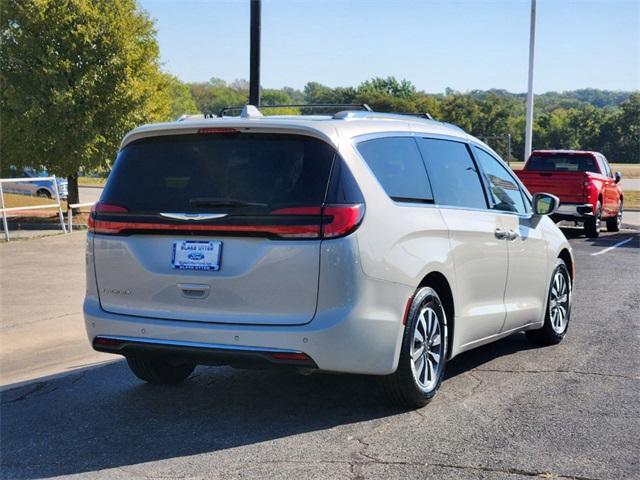 used 2021 Chrysler Pacifica car, priced at $19,426