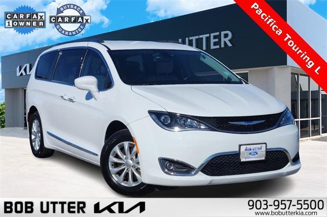 used 2018 Chrysler Pacifica car, priced at $14,995