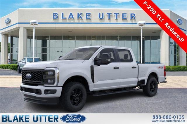 new 2024 Ford F-250 car, priced at $52,372