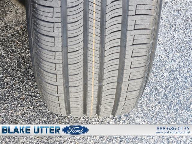 used 2022 Kia Sorento car, priced at $16,995