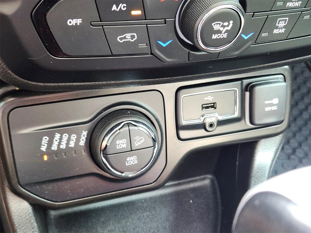 used 2022 Jeep Renegade car, priced at $22,200