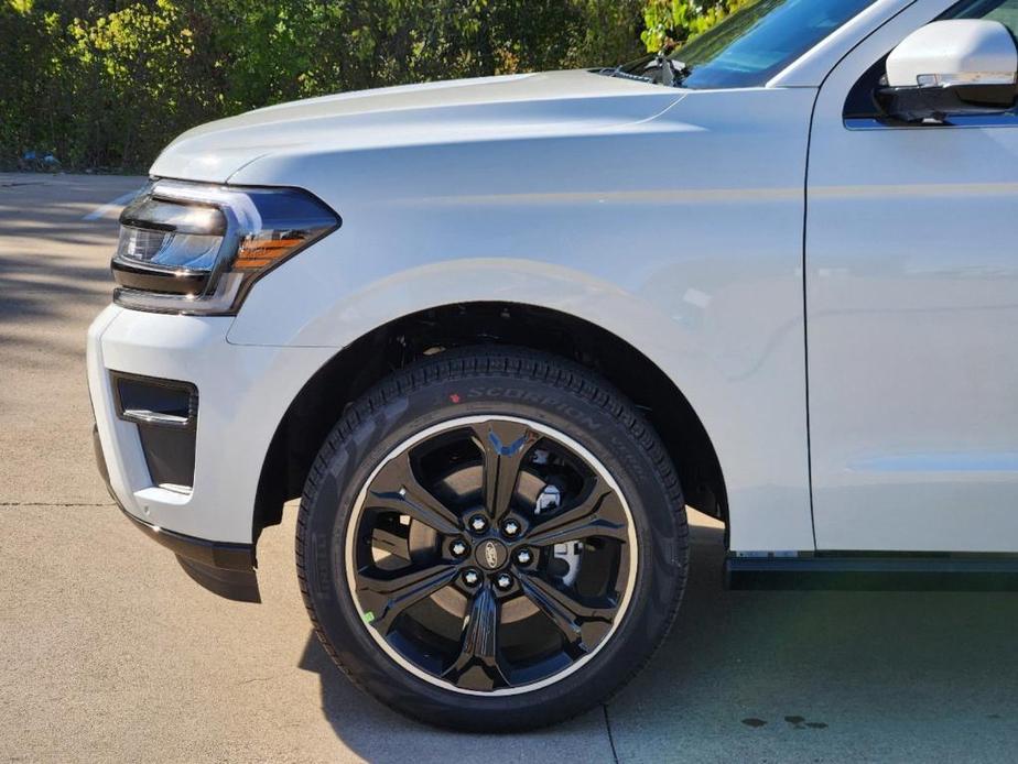 new 2024 Ford Expedition car, priced at $66,670