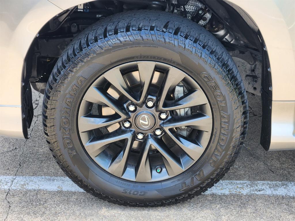 used 2020 Lexus GX 460 car, priced at $36,730