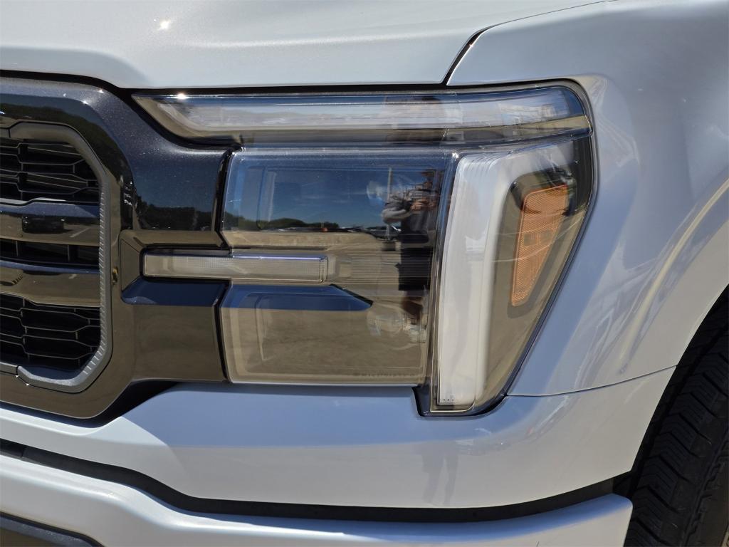 new 2025 Ford F-150 car, priced at $69,370
