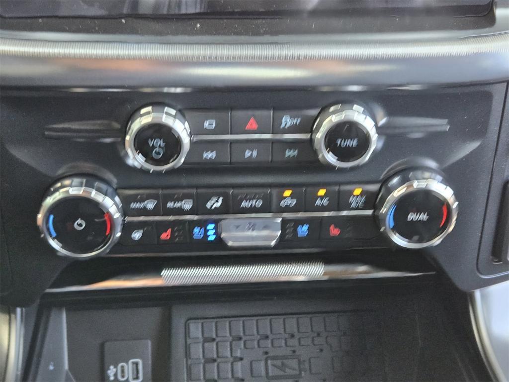 new 2025 Ford F-150 car, priced at $69,370