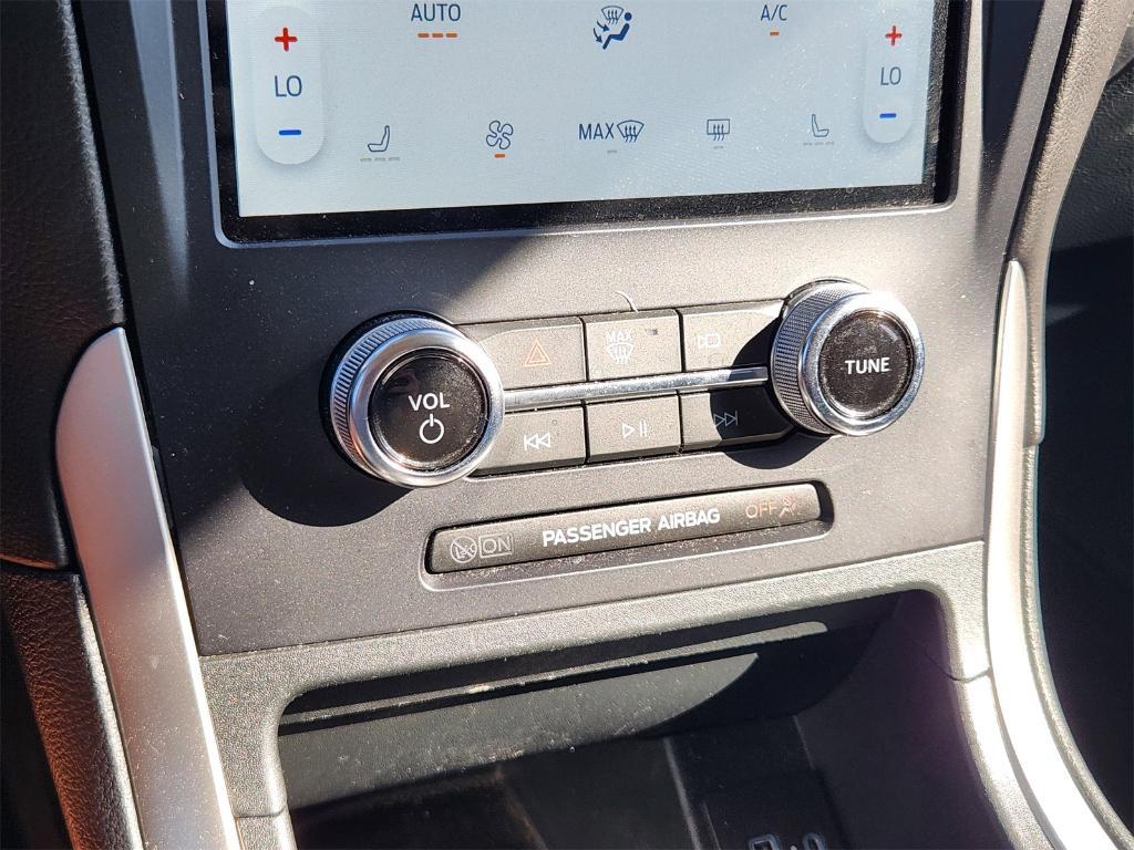 used 2024 Ford Edge car, priced at $23,600