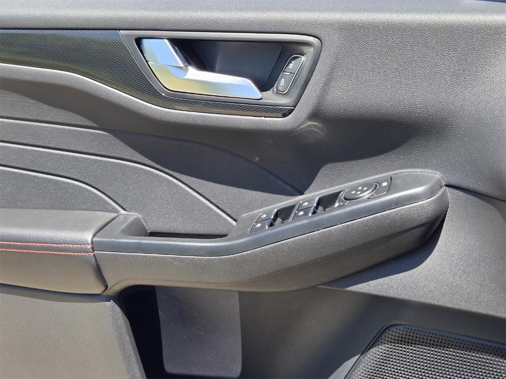 new 2025 Ford Escape car, priced at $26,322