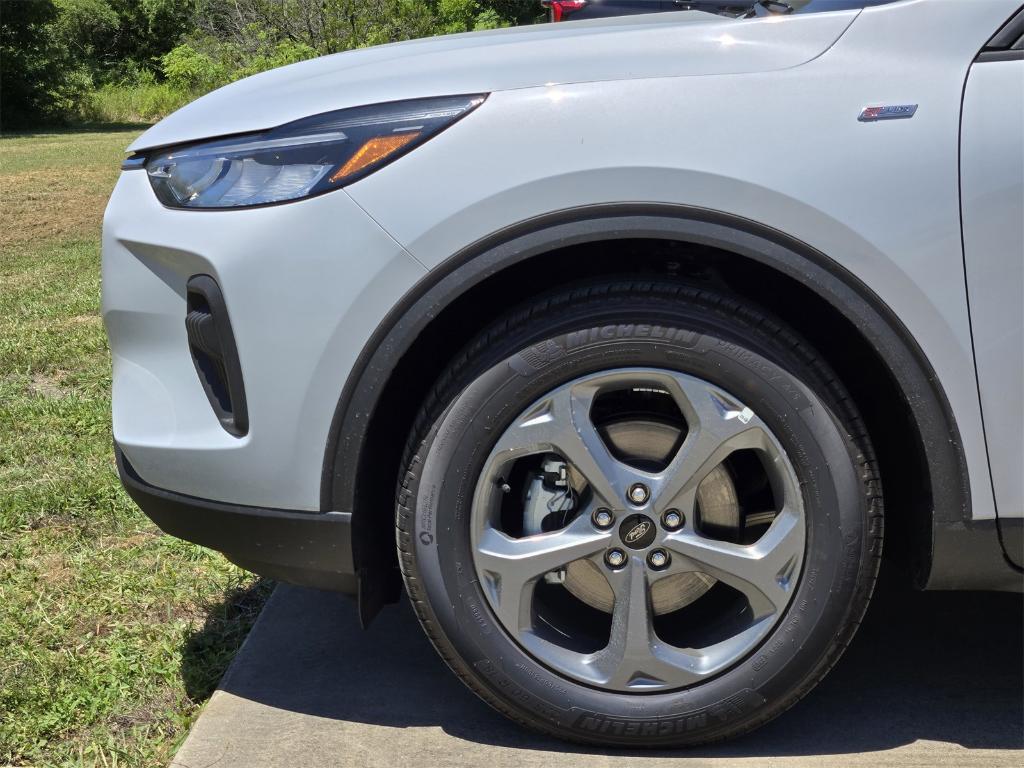 new 2025 Ford Escape car, priced at $26,322