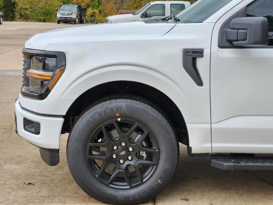 new 2024 Ford F-150 car, priced at $39,415