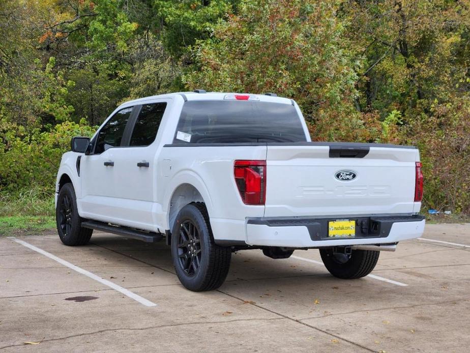 new 2024 Ford F-150 car, priced at $39,415