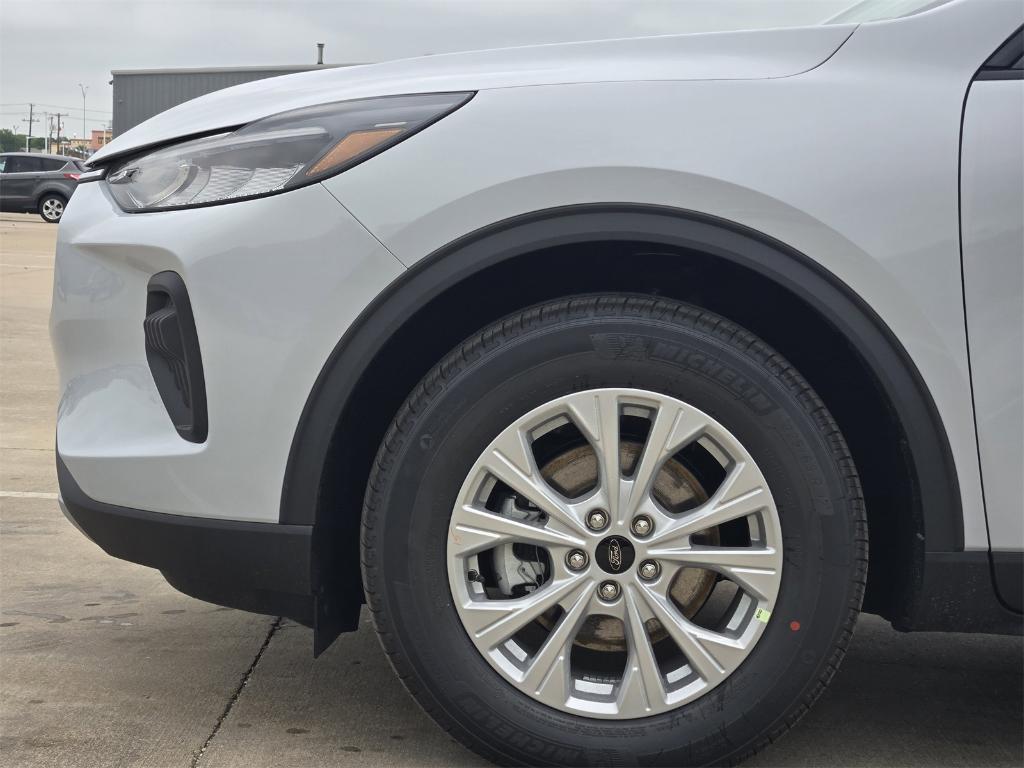 new 2025 Ford Escape car, priced at $29,261
