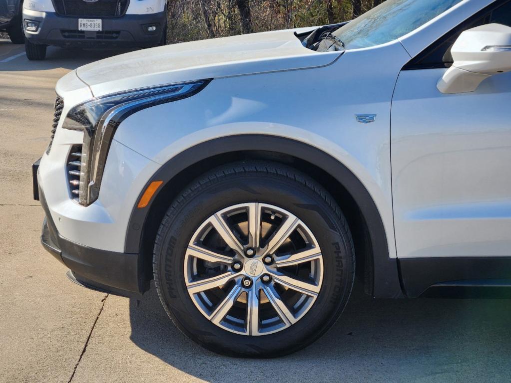 used 2022 Cadillac XT4 car, priced at $24,680