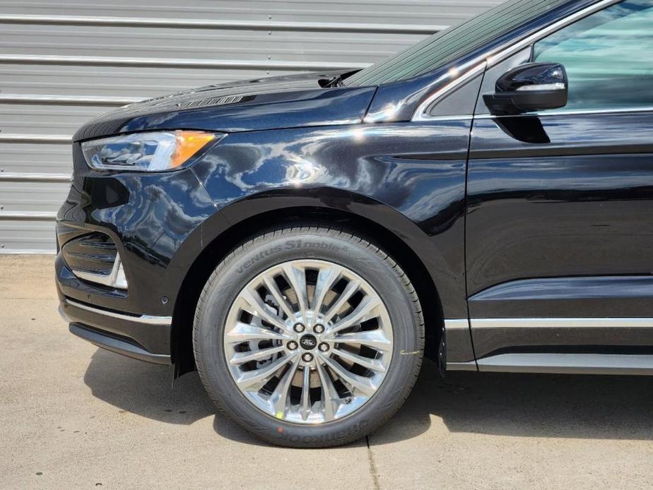 new 2024 Ford Edge car, priced at $37,235