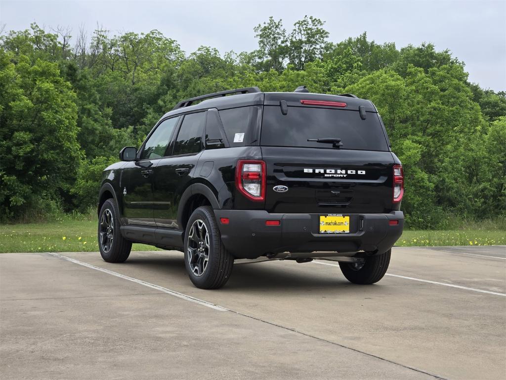 new 2025 Ford Bronco Sport car, priced at $32,213