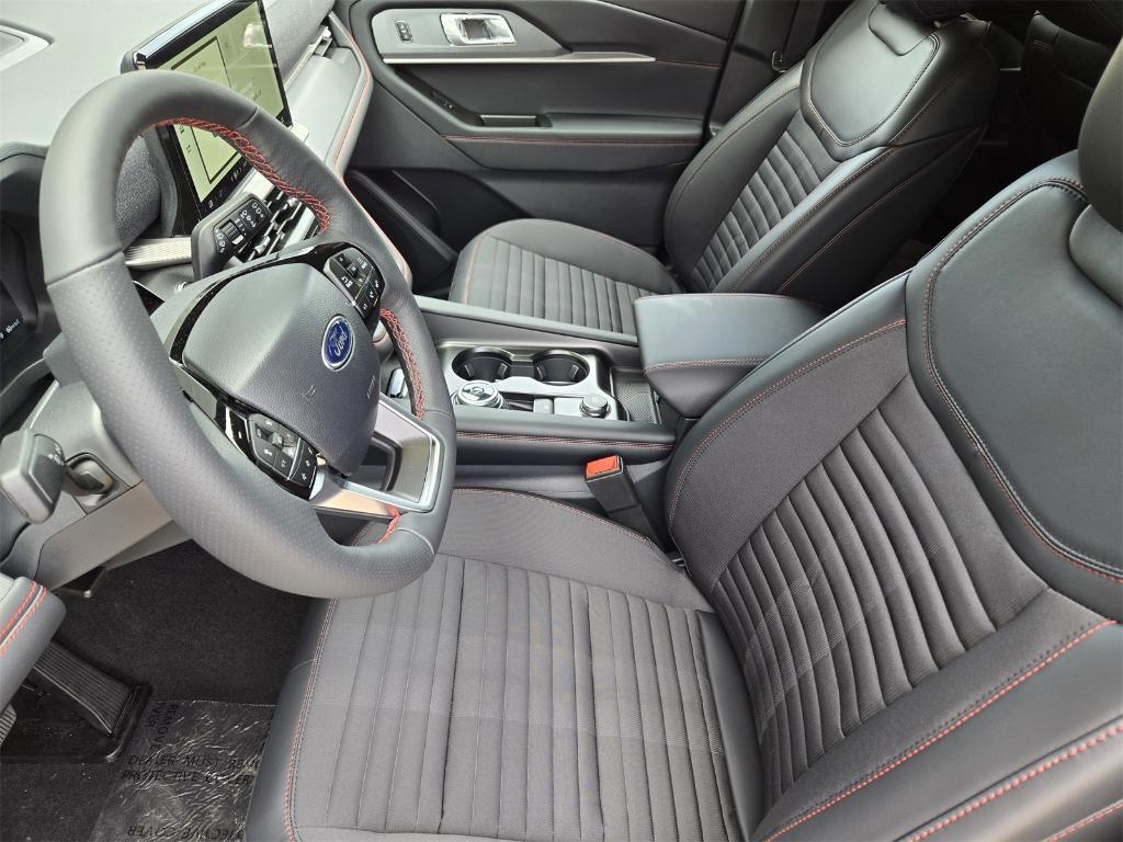 new 2025 Ford Explorer car, priced at $44,991