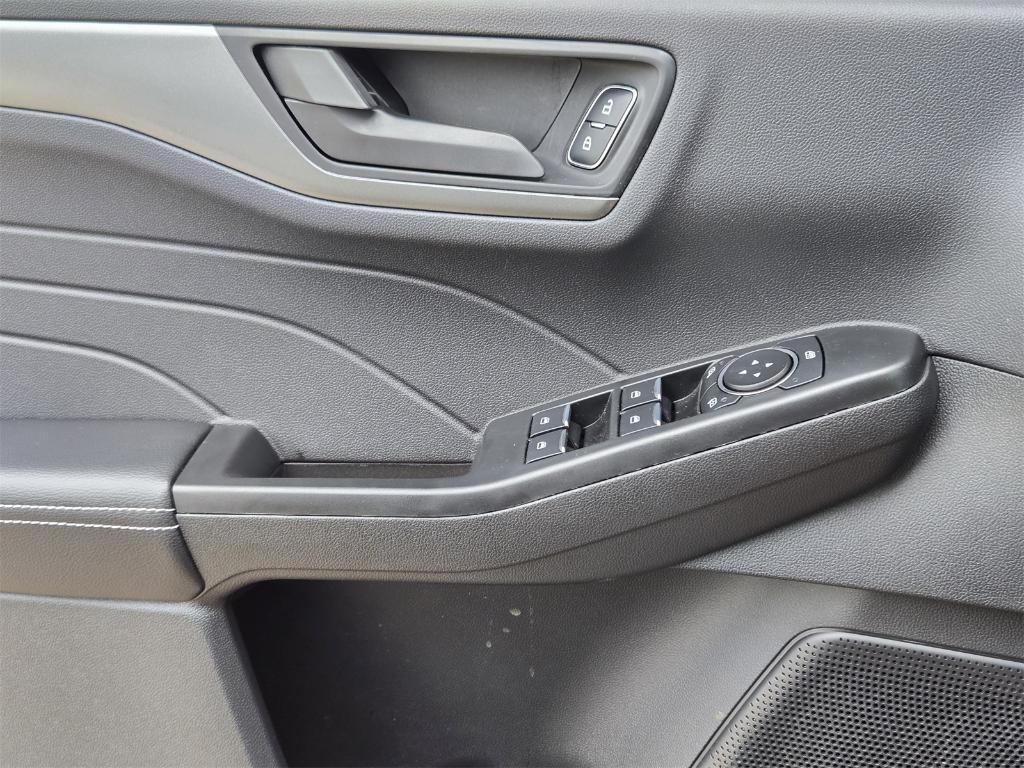 new 2025 Ford Escape car, priced at $24,361
