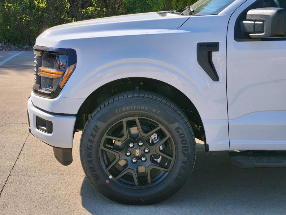 new 2024 Ford F-150 car, priced at $39,415