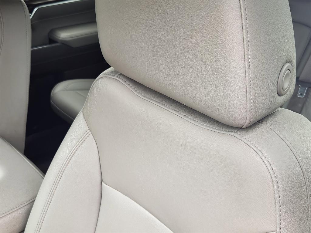 used 2022 Chevrolet Silverado 1500 car, priced at $33,700