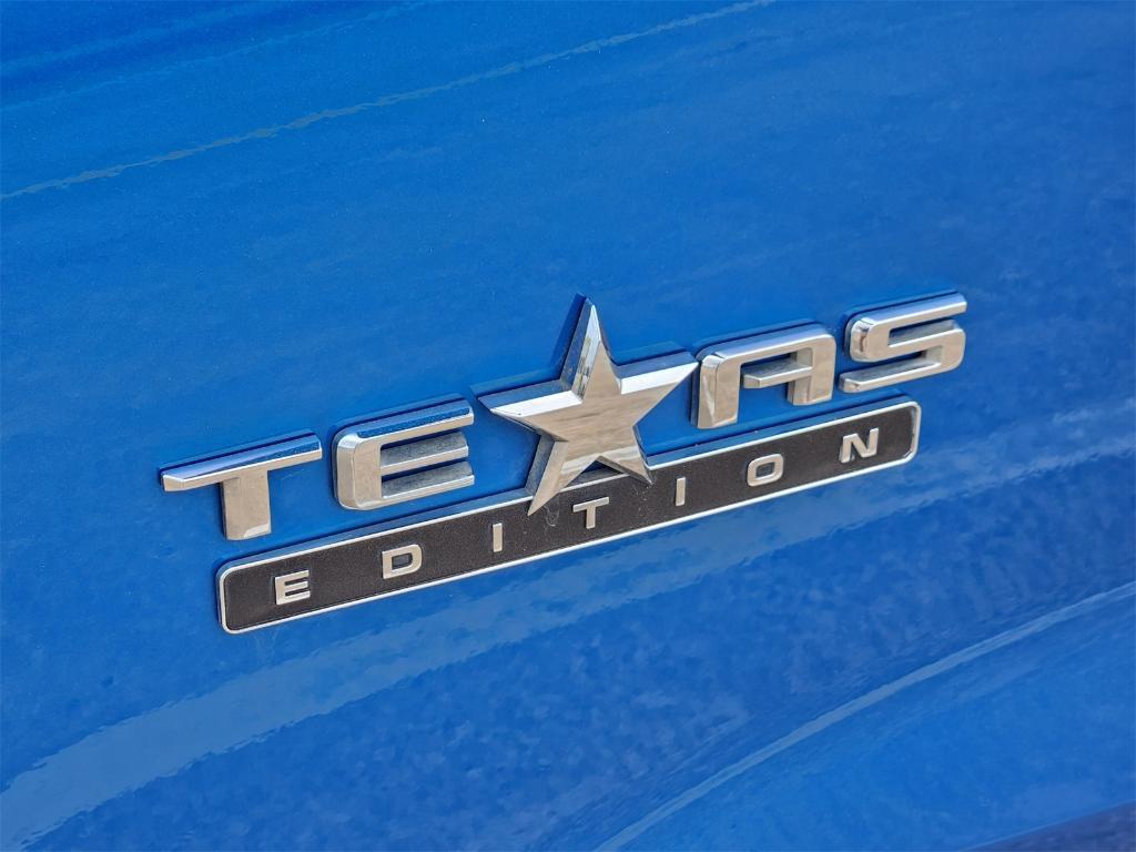 used 2022 Chevrolet Silverado 1500 car, priced at $33,700