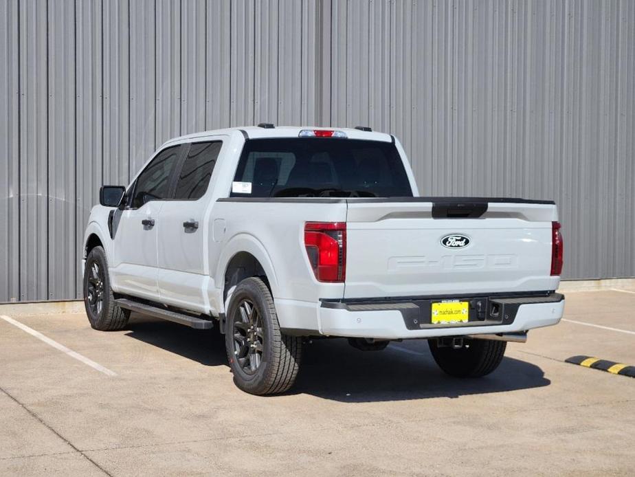 new 2024 Ford F-150 car, priced at $39,415