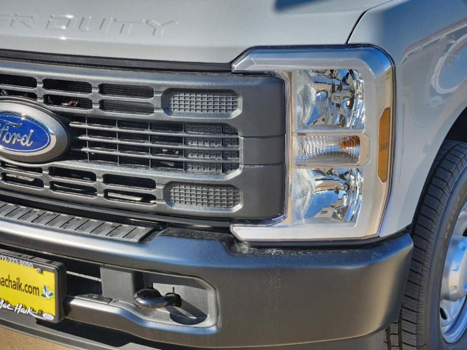 new 2024 Ford F-350 car, priced at $44,140