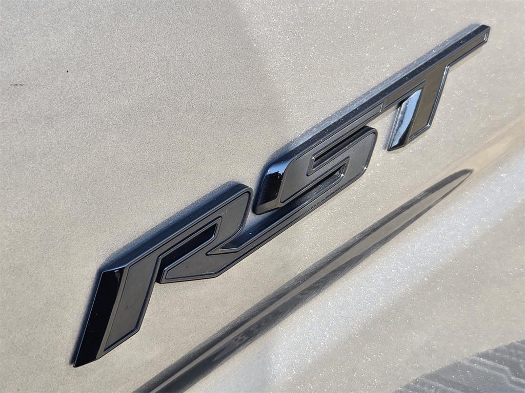 used 2021 Chevrolet Silverado 1500 car, priced at $39,660