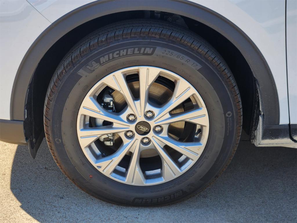 new 2025 Ford Escape car, priced at $22,350