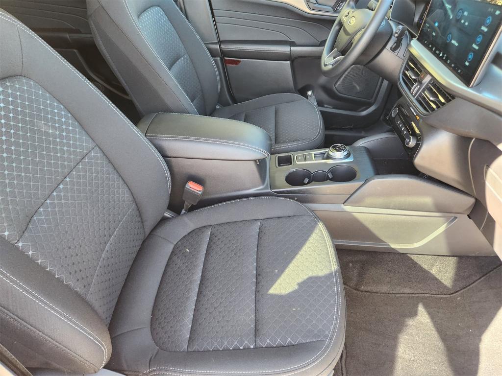 new 2025 Ford Escape car, priced at $22,350