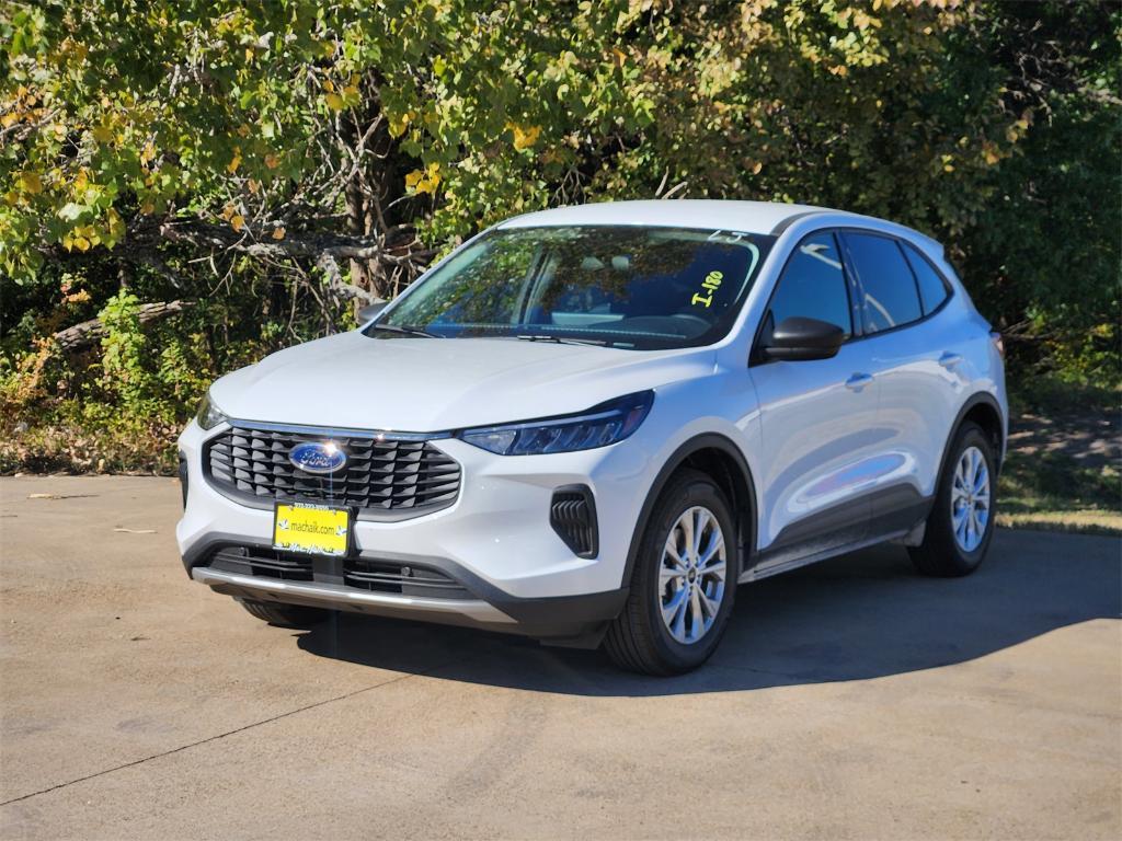 new 2025 Ford Escape car, priced at $22,350