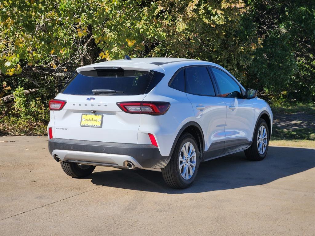 new 2025 Ford Escape car, priced at $22,350